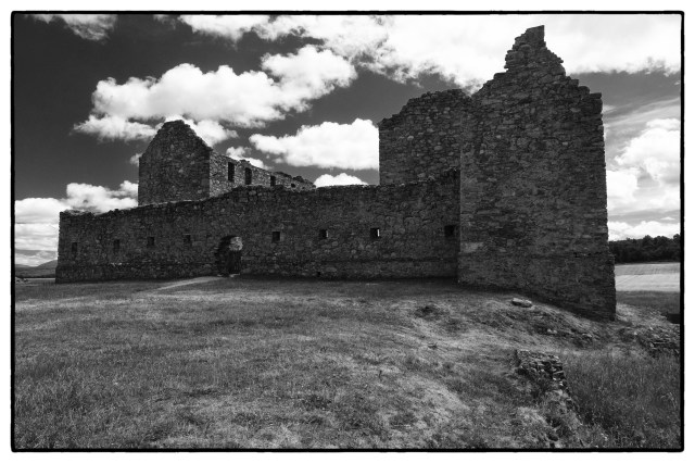 Ruthven Barracks Acros 100